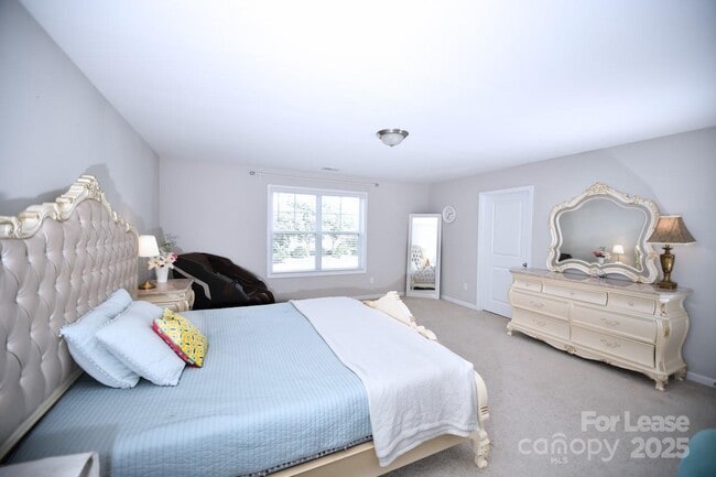 Building Photo - 1463 Bramblewood Dr
