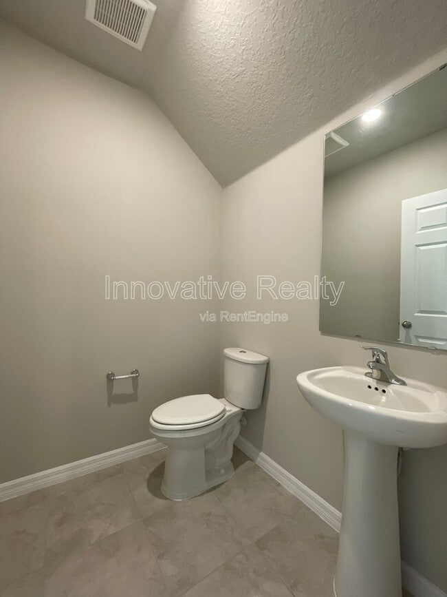 Building Photo - 2536 Sweet Viburnum Wy