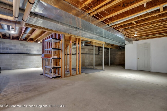 Building Photo - 505 Buhler Ave