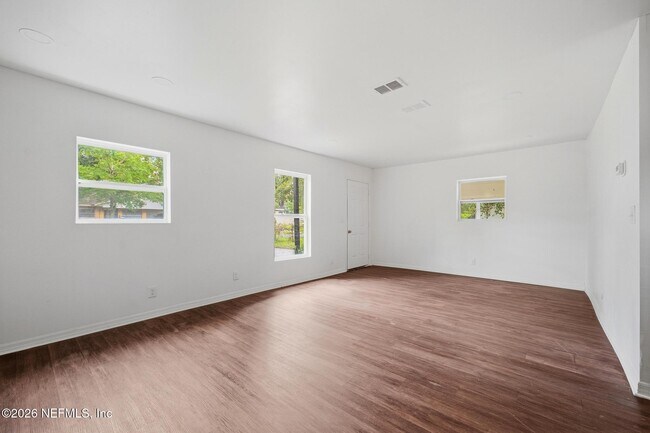 Building Photo - 4014 Spires Ave