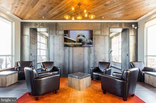 Building Photo - 2121 41 Market Street Unit 618