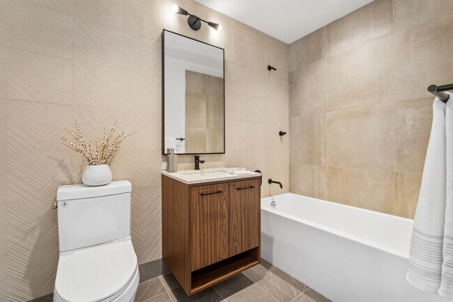 Building Photo - 30 U.S. 9W-ID1466762P