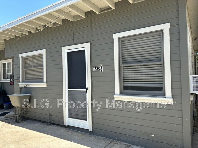 Primary Photo - 1230 1/2 Griffith St
