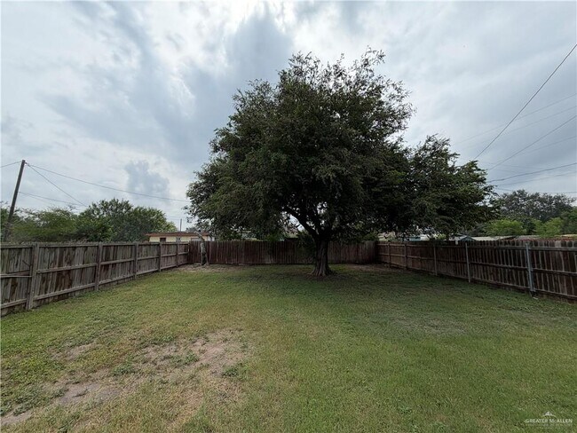 Building Photo - 301 S Raul Longoria Rd