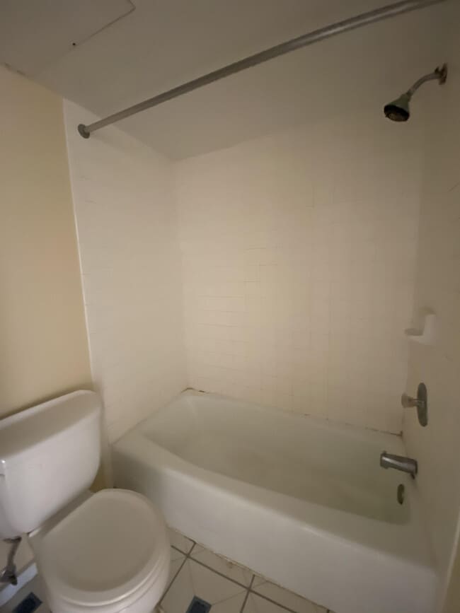 Building Photo - 1842 California St NW