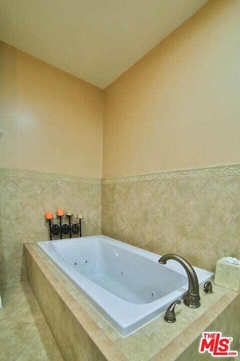 Building Photo - 29303 Stadia Hill Ln