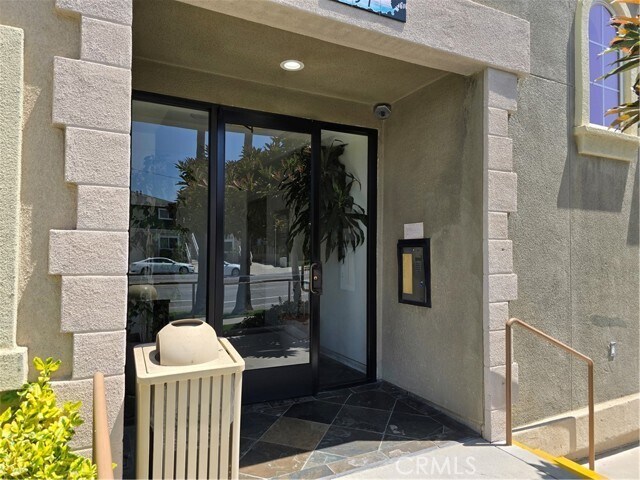 Building Photo - 1437 Lomita Blvd