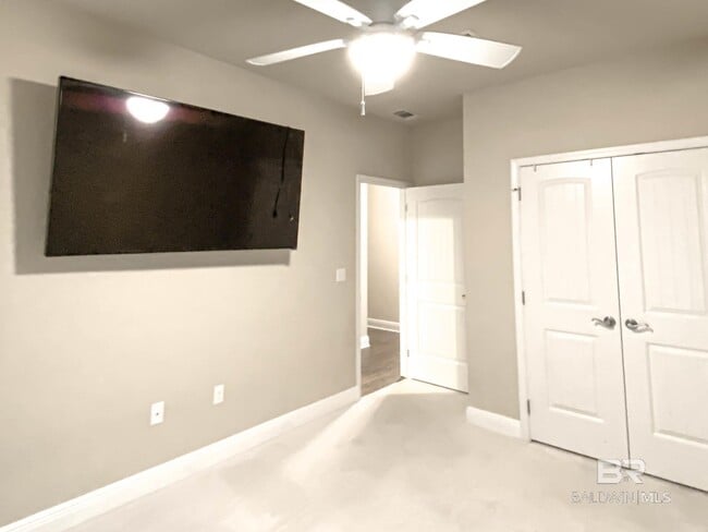 Building Photo - 609 Royal Troon Cir