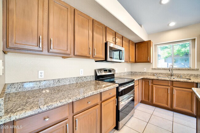 Building Photo - 6434 W Kristal Way