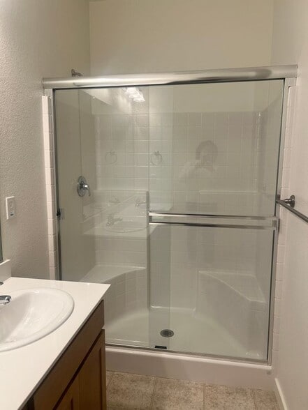 Building Photo - 741 Skyler Ct