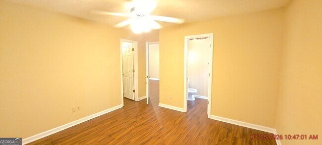 Building Photo - 308 J C Ct