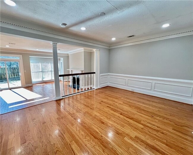 Building Photo - 215 Brantley Rd