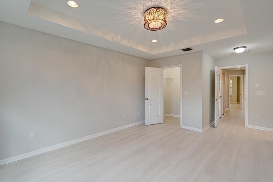 Building Photo - 5919 Monterra Club Dr