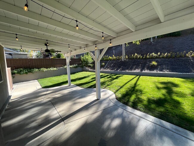 Building Photo - 30133 Destiny Dr