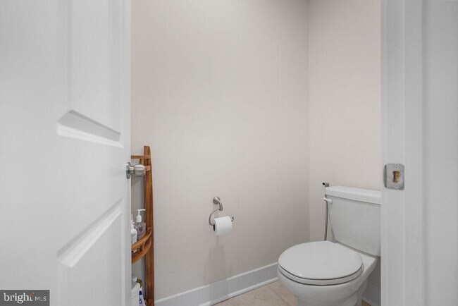 Building Photo - 2802 Bridgewater Dr