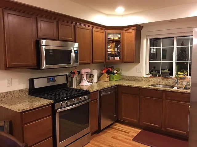 Kitchen - 2526 Elmont Ct