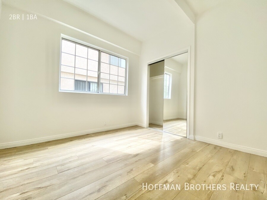 Building Photo - 2691 N Griffin Ave