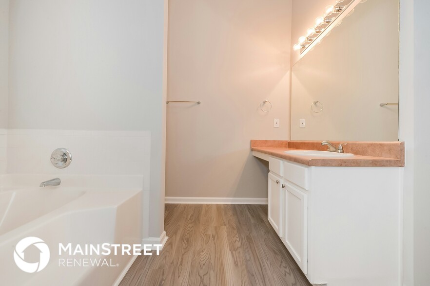 Building Photo - 602 Robin Ridge