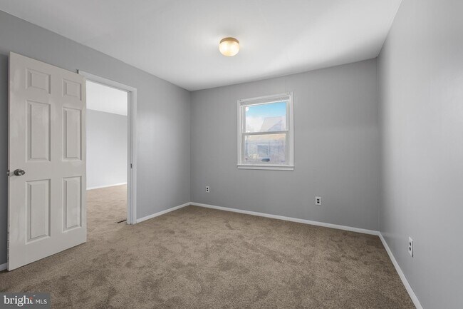 Building Photo - 816 Lincoln St