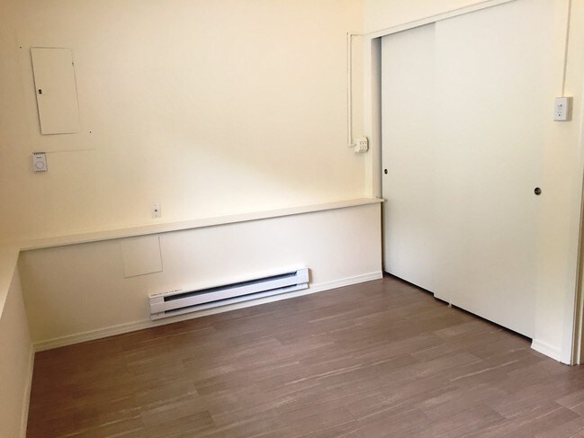 Building Photo - 19004 12th Ave NE