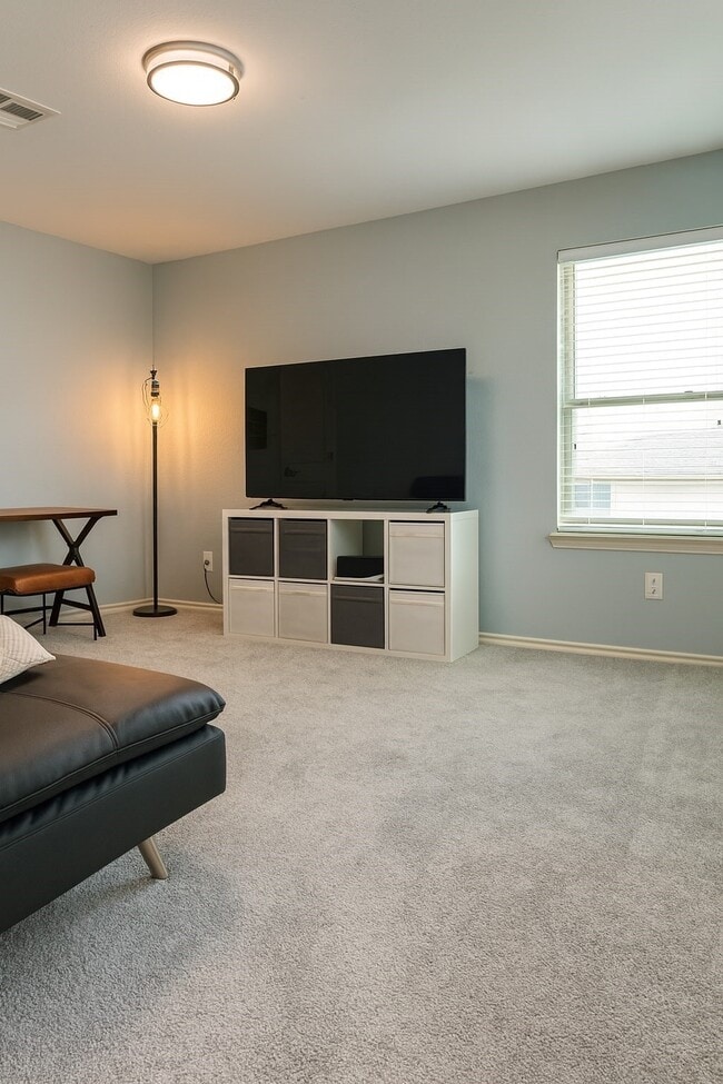 Building Photo - 3503 Goldleaf Trail Dr