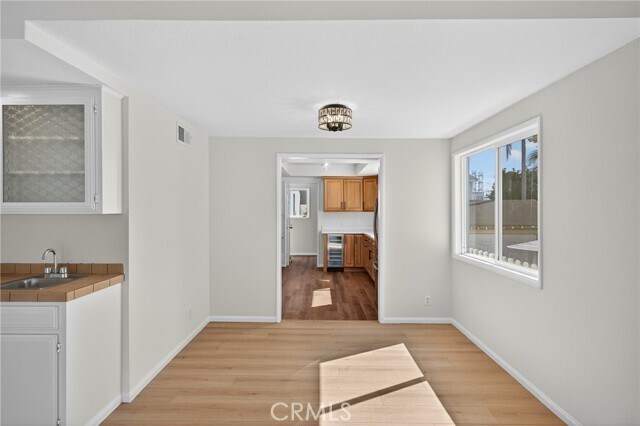 Building Photo - 948 2nd St