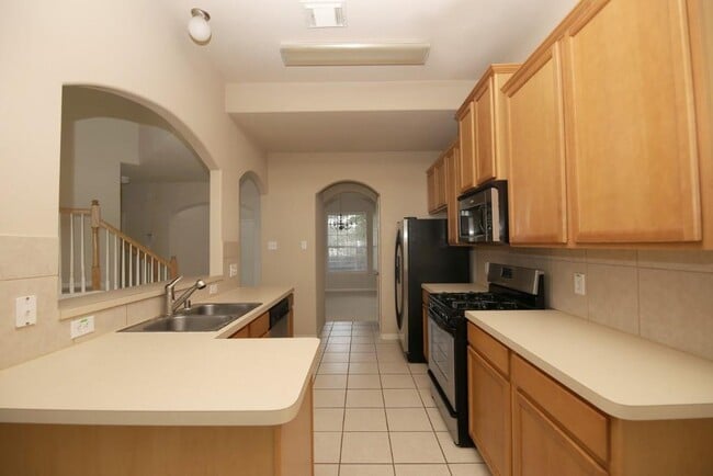 Building Photo - 25215 Calico Woods Ln