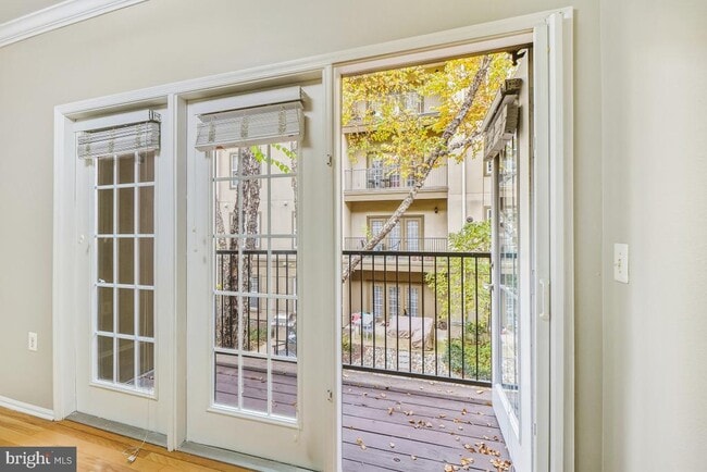 Building Photo - 11800 Old Georgetown Rd