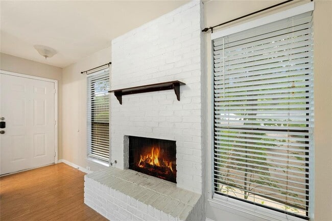 Building Photo - 3222 Tamarron Blvd