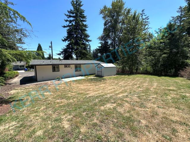 Building Photo - 8645 SE 155th Ave