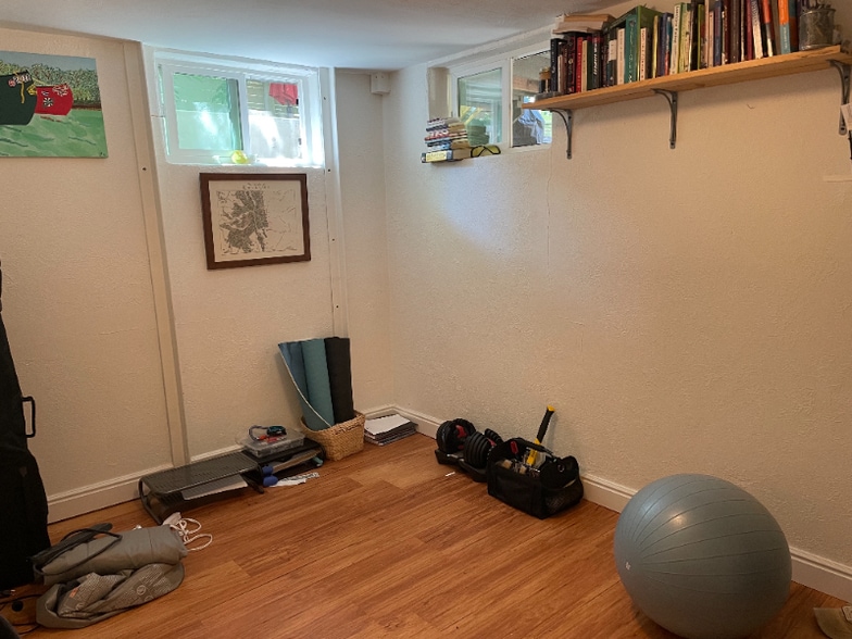 Building Photo - 2531 9th St