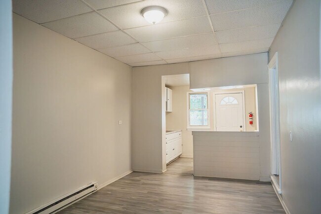 Building Photo - Spacious 3-Bedroom Home with Brand-New Appliances – Available Now in Allentown!