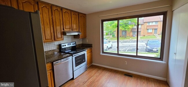 Building Photo - 5870 Chipwood Ct