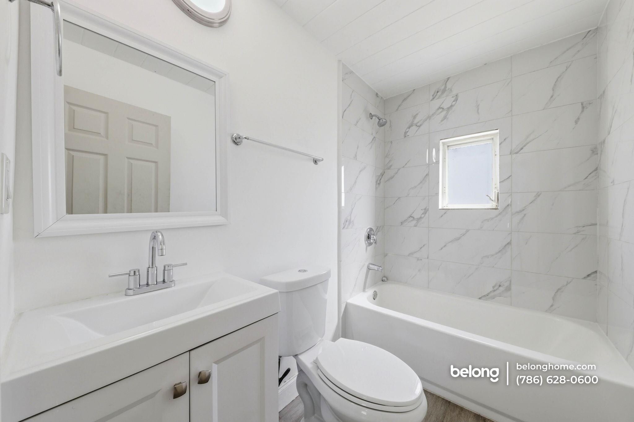 Building Photo - 170 W 23rd St