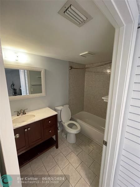 Building Photo - 3350 Jaywood Terrace