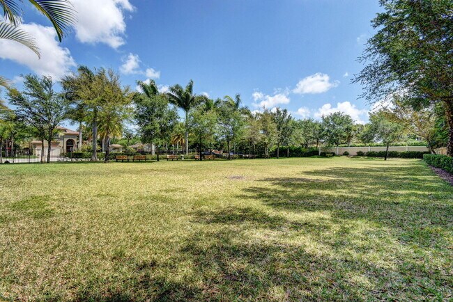 Building Photo - 10247 Isle Wynd Ct