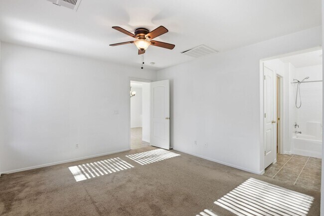 Building Photo - 3 bedroom home in queen creek, ready to go!-1 MONTH FREE WITH A 13 MONTH LEASE!