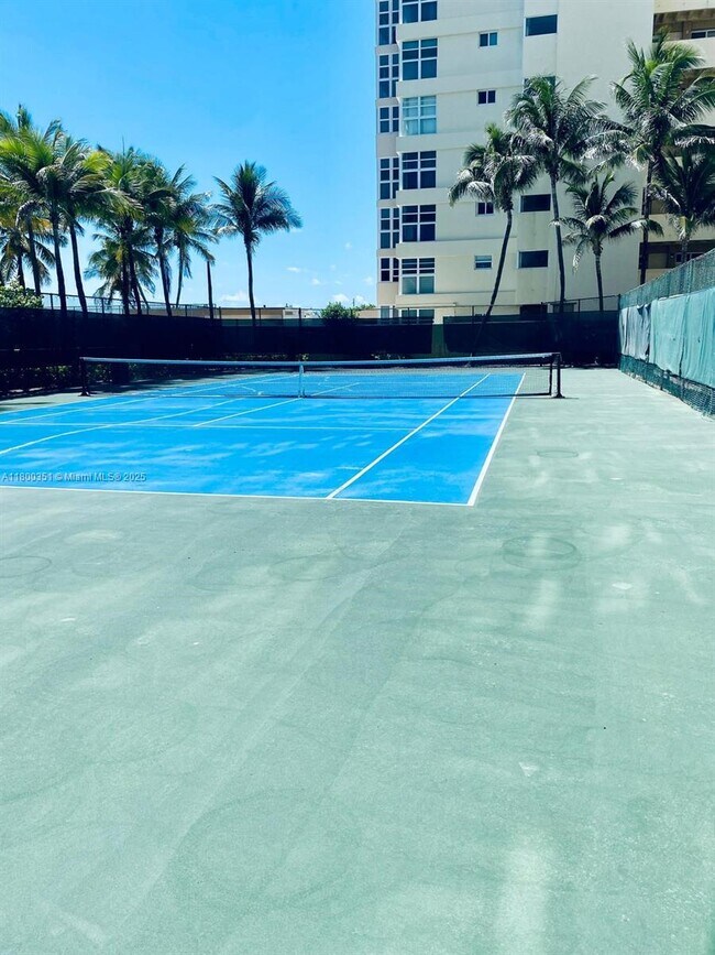 Building Photo - 2080 S Ocean Dr
