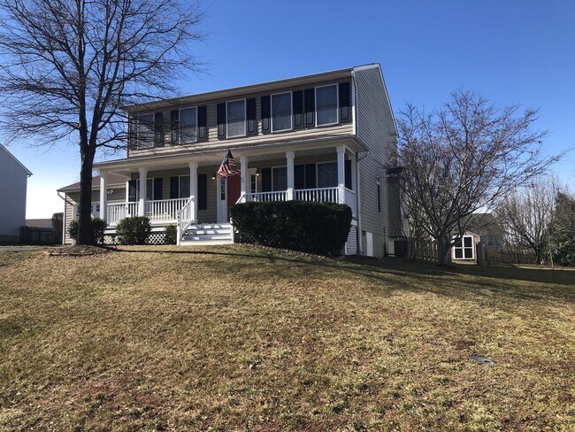 Primary Photo - 9818 Gunston Hall Rd