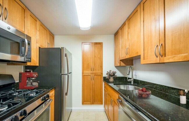 Building Photo - $3,085 | Spacious 1-Bedroom, 1-Bath Apartment with Fitness Center & Utilities Included