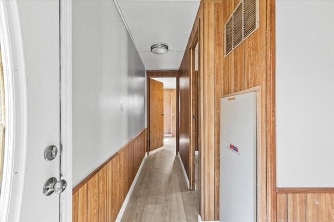 Building Photo - 2337 Weaver Pike