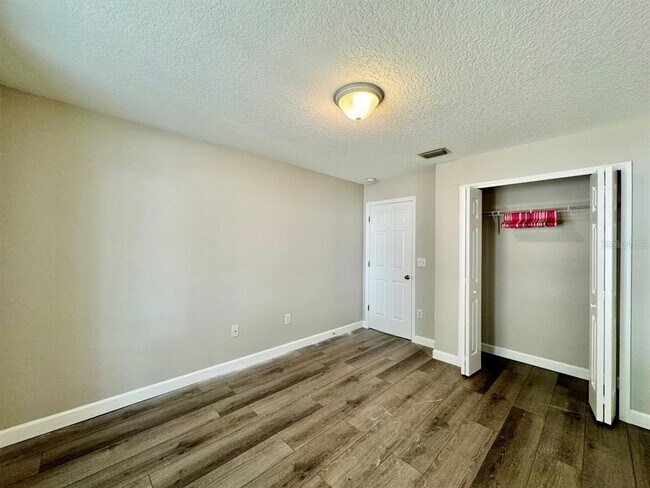 Building Photo - 18112 Canal Pointe St