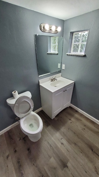 Building Photo - 504 Stonewall St