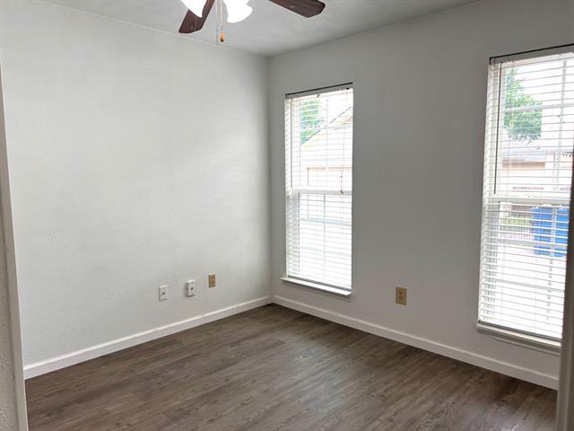 Building Photo - 2121 Stone Moss Ln