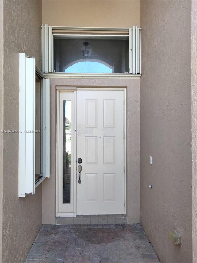 Primary Photo - 8804 Via Tuscany Dr