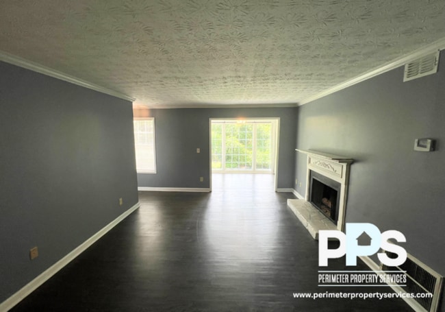Building Photo - 801 Countryside Pl