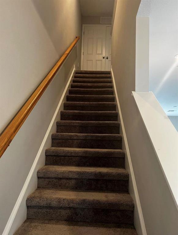 Building Photo - 10552 Salt Grove St