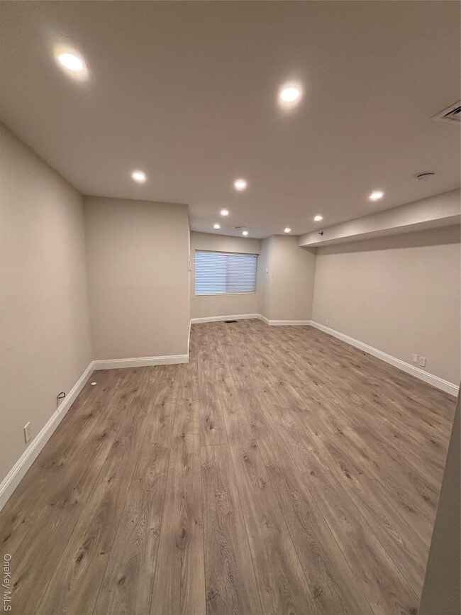 Building Photo - 100 Cutter Mill Rd