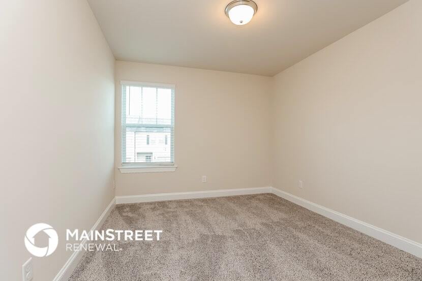 Building Photo - 1546 Olympic Ln