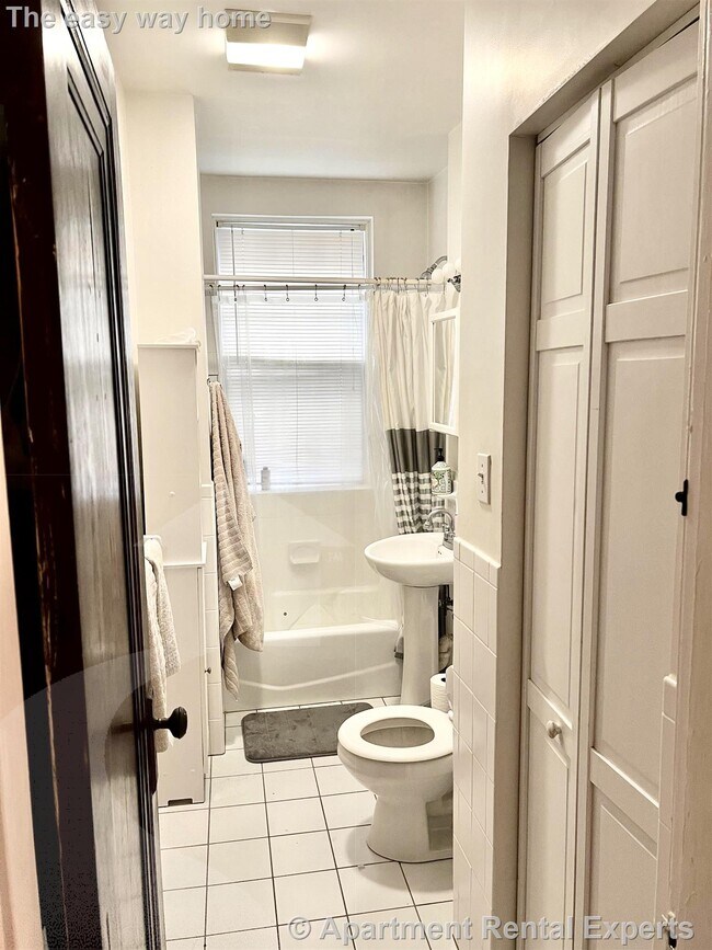 Building Photo - 11 Ellery St